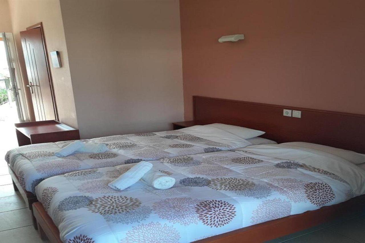 Zefiros Apartments Guviá Kültér fotó